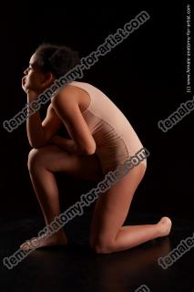 kneeling reference poses of zahara10